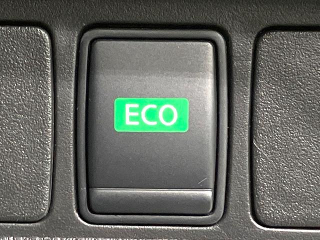 エクストレイル ２０Ｘ　禁煙車　４ＷＤ　ガラスルーフ　純正ナビ　全周囲カメラ　シートヒーター　ＬＥＤヘッドライト　ＥＴＣ　ダウンヒルアシスト　デュアルエアコン　オートエアコン　オートライト　アイドリングストップ（59枚目）