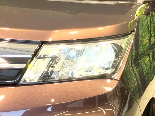 ルーミー Ｇ　禁煙車　両側電動ドア　純正ナビ　全周囲カメラ　衝突被害軽減システム　ドラレコ　ＥＴＣ　ＬＥＤヘッド　ステアリングスイッチ　ロールサンシェード　オートエアコン　オートライト　アイドリングストップ（12枚目）