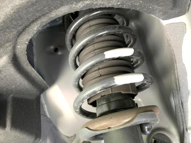 ルーミー Ｇ　禁煙車　両側電動ドア　純正ナビ　全周囲カメラ　衝突被害軽減システム　ドラレコ　ＥＴＣ　ＬＥＤヘッド　ステアリングスイッチ　ロールサンシェード　オートエアコン　オートライト　アイドリングストップ（20枚目）