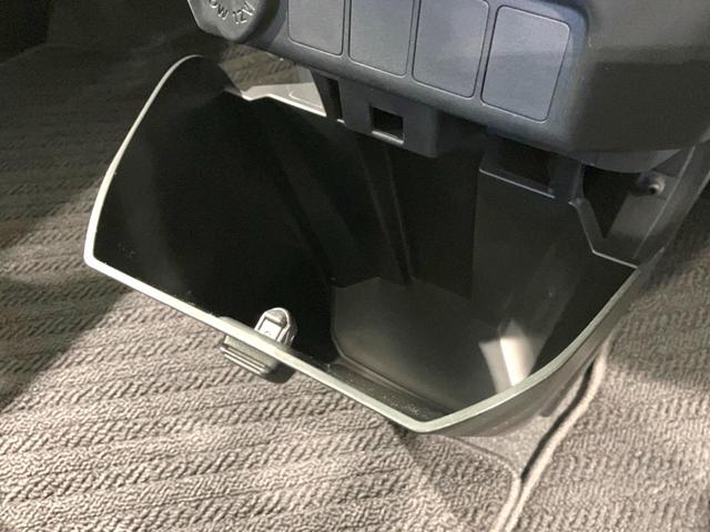 ルーミー Ｇ　禁煙車　両側電動ドア　純正ナビ　全周囲カメラ　衝突被害軽減システム　ドラレコ　ＥＴＣ　ＬＥＤヘッド　ステアリングスイッチ　ロールサンシェード　オートエアコン　オートライト　アイドリングストップ（45枚目）