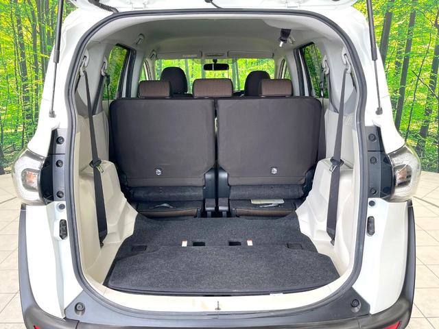 シエンタ G 禁煙車 両側電動ドア 純正ナビ バックカメラ ETC オートエアコン アイドリングストップ ヘッドライトリベライザー バニティミラー 革巻きステアリング ステアリングスイッチ パワーステアリング(11枚目)