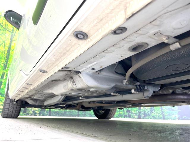 シエンタ G 禁煙車 両側電動ドア 純正ナビ バックカメラ ETC オートエアコン アイドリングストップ ヘッドライトリベライザー バニティミラー 革巻きステアリング ステアリングスイッチ パワーステアリング(24枚目)