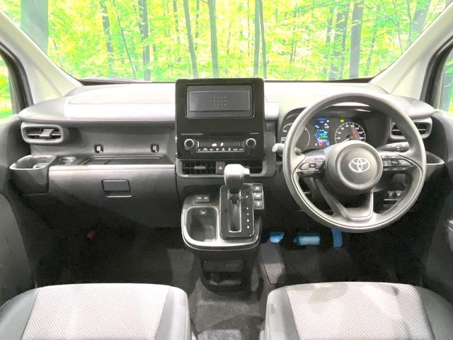 シエンタ ハイブリッドX 禁煙車 登録済未使用車 片側パワスラ セーフティセンス レーダークルーズ LEDヘッドライト オートエアコン オートマチックハイビーム オートライト スマートキー バニティミラー パワーステアリング(2枚目)