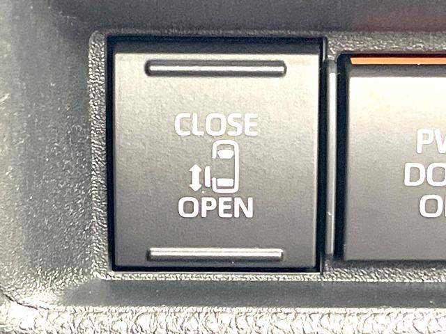 シエンタ ハイブリッドX 禁煙車 登録済未使用車 片側パワスラ セーフティセンス レーダークルーズ LEDヘッドライト オートエアコン オートマチックハイビーム オートライト スマートキー バニティミラー パワーステアリング(3枚目)