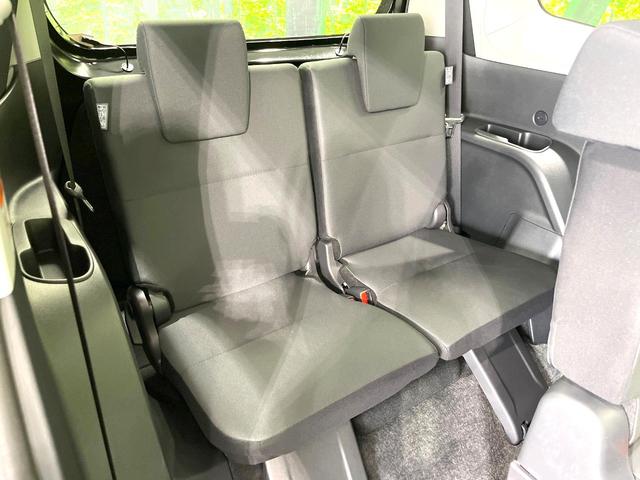 シエンタ ハイブリッドX 禁煙車 登録済未使用車 片側パワスラ セーフティセンス レーダークルーズ LEDヘッドライト オートエアコン オートマチックハイビーム オートライト スマートキー バニティミラー パワーステアリング(10枚目)