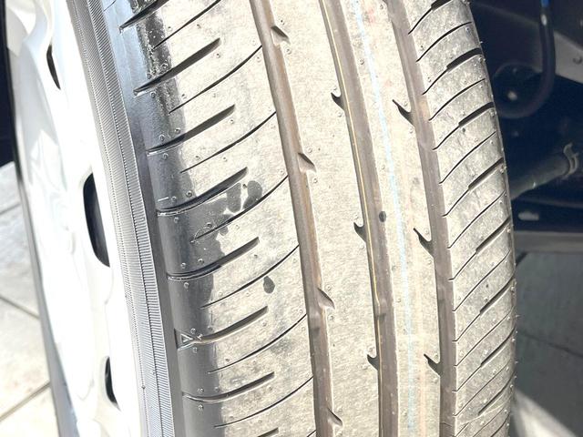 シエンタ ハイブリッドX 禁煙車 登録済未使用車 片側パワスラ セーフティセンス レーダークルーズ LEDヘッドライト オートエアコン オートマチックハイビーム オートライト スマートキー バニティミラー パワーステアリング(31枚目)