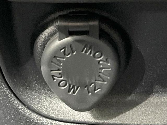 シエンタ ハイブリッドX 禁煙車 登録済未使用車 片側パワスラ セーフティセンス レーダークルーズ LEDヘッドライト オートエアコン オートマチックハイビーム オートライト スマートキー バニティミラー パワーステアリング(56枚目)