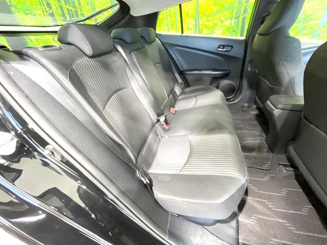 プリウス Sセーフティプラス 禁煙車 純正SDナビ バックカメラ 衝突被害軽減システム レーダークルーズ ドラレコ クリアランスソナー スマートキー LEDヘッド ビルトインETC オートハイビーム 車線逸脱警報 オートライト(9枚目)