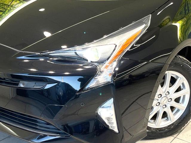 プリウス Sセーフティプラス 禁煙車 純正SDナビ バックカメラ 衝突被害軽減システム レーダークルーズ ドラレコ クリアランスソナー スマートキー LEDヘッド ビルトインETC オートハイビーム 車線逸脱警報 オートライト(12枚目)