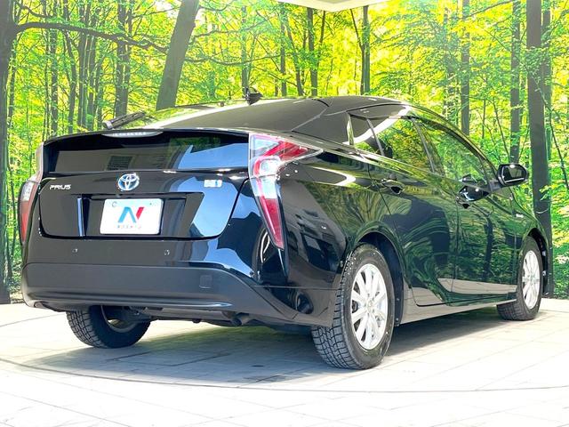 プリウス Sセーフティプラス 禁煙車 純正SDナビ バックカメラ 衝突被害軽減システム レーダークルーズ ドラレコ クリアランスソナー スマートキー LEDヘッド ビルトインETC オートハイビーム 車線逸脱警報 オートライト(17枚目)