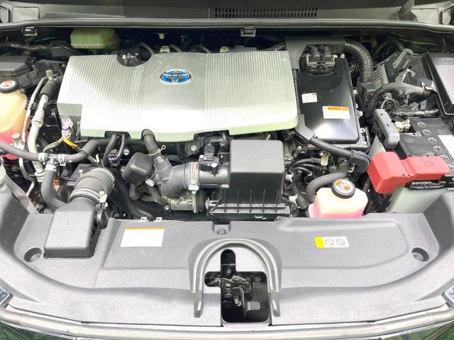 プリウス Sセーフティプラス 禁煙車 純正SDナビ バックカメラ 衝突被害軽減システム レーダークルーズ ドラレコ クリアランスソナー スマートキー LEDヘッド ビルトインETC オートハイビーム 車線逸脱警報 オートライト(18枚目)