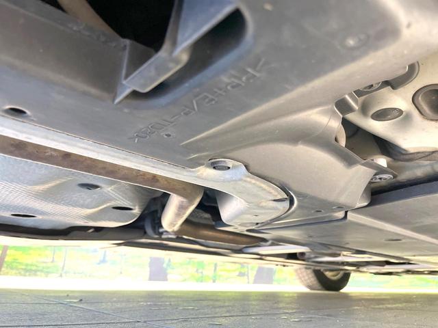 プリウス Sセーフティプラス 禁煙車 純正SDナビ バックカメラ 衝突被害軽減システム レーダークルーズ ドラレコ クリアランスソナー スマートキー LEDヘッド ビルトインETC オートハイビーム 車線逸脱警報 オートライト(22枚目)