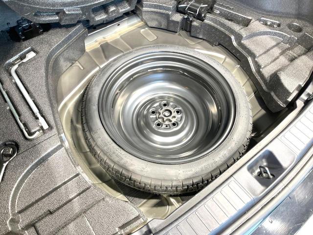 プリウス Sセーフティプラス 禁煙車 純正SDナビ バックカメラ 衝突被害軽減システム レーダークルーズ ドラレコ クリアランスソナー スマートキー LEDヘッド ビルトインETC オートハイビーム 車線逸脱警報 オートライト(40枚目)