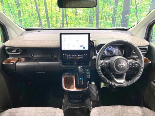 シエンタ ハイブリッドZ 禁煙車 両側電動ドア 純正10.5型ナビ 全周囲カメラ 100V電源 衝突被害軽減システム レーダークルーズ BSM LEDヘッド ドラレコ ETC2.0 オートハイビーム 車線逸脱警報 オートライト(2枚目)