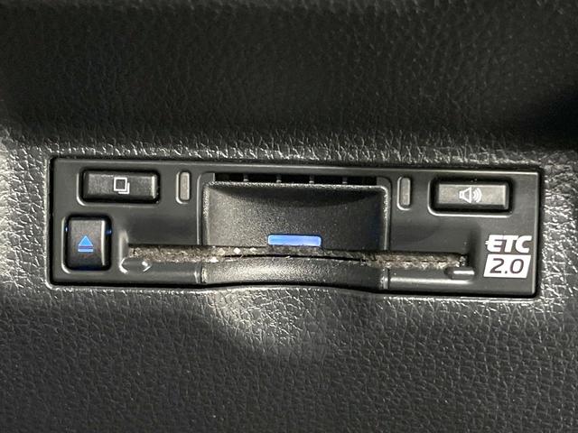 シエンタ ハイブリッドZ 禁煙車 両側電動ドア 純正10.5型ナビ 全周囲カメラ 100V電源 衝突被害軽減システム レーダークルーズ BSM LEDヘッド ドラレコ ETC2.0 オートハイビーム 車線逸脱警報 オートライト(7枚目)