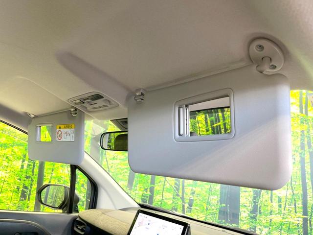 シエンタ ハイブリッドZ 禁煙車 両側電動ドア 純正10.5型ナビ 全周囲カメラ 100V電源 衝突被害軽減システム レーダークルーズ BSM LEDヘッド ドラレコ ETC2.0 オートハイビーム 車線逸脱警報 オートライト(40枚目)