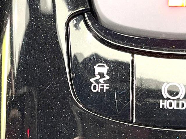 C-HR G 純正9型SDナビ バックカメラ 衝突被害軽減システム レーダークルーズ 禁煙車 レザーシート コーナーセンサー スマートキー LEDヘッド ビルトインETC 純正18インチアルミ オートハイビーム(47枚目)