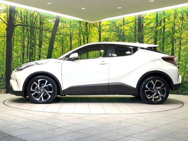 C-HR G 純正9型SDナビ バックカメラ 衝突被害軽減システム レーダークルーズ 禁煙車 レザーシート コーナーセンサー スマートキー LEDヘッド ビルトインETC 純正18インチアルミ オートハイビーム(62枚目)