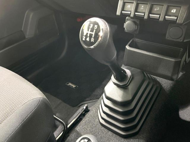 ジムニー XC 禁煙車 MT車 ターボ 4WD 衝突被害軽減システム コーナーセンサー スマートキー LEDヘッド シートヒーター クルーズコントロール 純正16インチAW オートライト オートエアコン CD(3枚目)