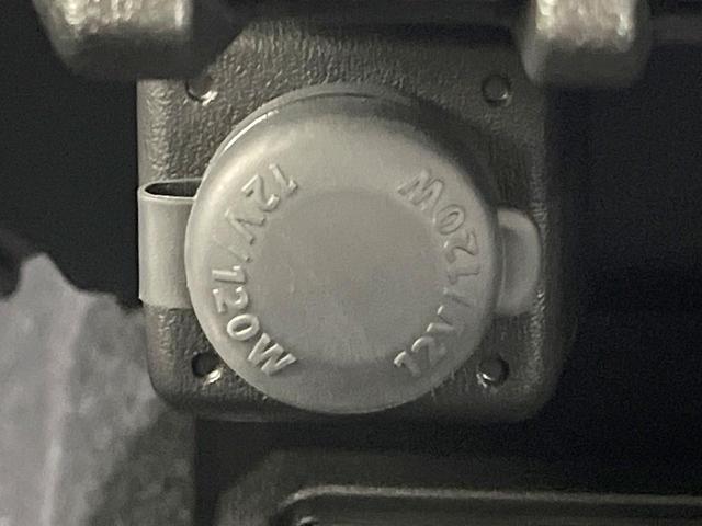 ジムニー XC 禁煙車 MT車 ターボ 4WD 衝突被害軽減システム コーナーセンサー スマートキー LEDヘッド シートヒーター クルーズコントロール 純正16インチAW オートライト オートエアコン CD(59枚目)