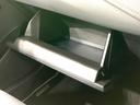ハイブリッド　ダブルバイビー　禁煙車　純正ディスプレイオーディオ　バックカメラ　衝突被害軽減システム　レーダークルーズ　前席シートヒーター　コーナーセンサー　ＬＥＤヘッドライト　ＥＴＣ２．０　オートライト　オートエアコン（31枚目）