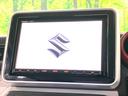 【純正ナビ】人気の純正ナビを装備。オーディオ機能も充実しており、Ｂｌｕｅｔｏｏｔｈ接続すればお持ちのスマホやＭＰ３プレイヤーの音楽を再生可能！毎日の運転がさらに楽しくなります！！