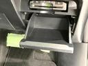 ハイブリッドV 禁煙車 フリップダウンモニター 純正SDナビ 前席シートヒーター 置くだけ充電 電動スライドドア バックカメラ ドラレコ LEDヘッドライト ETC クルコン オートライト 純正15インチAW(33枚目)