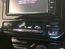 プリウス Ｓ　禁煙車　後期型　純正ＳＤナビ　バックカメラ　衝突被害軽減システム　レーダークルーズコントロール　ドラレコ　コーナーセンサー　ＬＥＤヘッドライト　ビルトインＥＴＣ　オートライト　オートエアコン（7枚目）