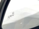 Ｚ　プレミア　禁煙車　左右独立ムーンルーフ　１４インチナビ付ディスプレイオーディオ　両側パワスラ　全周囲カメラ　電動リアゲート　デジタルインナーミラー　シートヒーター　シートベンチレーション　オットマン　ＢＳＭ（47枚目）