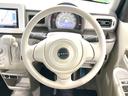 ステアリングも使用感が少なく、きれいな状態となっております♪