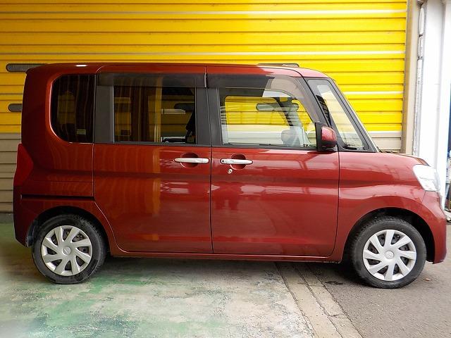 タント Ｘ　アイドリングストップ機能　シートヒーター搭載　フルオートエアコン　インテリキー　横滑り防止　パワステ　寒冷地仕様　ベンチシ－ト　衝突安全ボディ　パワーウィンドウ　キーフリー　エアバッグ　ＡＢＳ（4枚目）