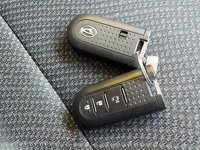 タント Ｘ　アイドリングストップ機能　シートヒーター搭載　フルオートエアコン　インテリキー　横滑り防止　パワステ　寒冷地仕様　ベンチシ－ト　衝突安全ボディ　パワーウィンドウ　キーフリー　エアバッグ　ＡＢＳ（19枚目）