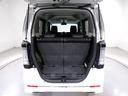 後部座席に乗車時もこれだけのラゲッジスペースを確保できます。