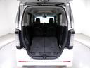 リアシートを使用しない時は、前に倒せば更に広々ラゲッジスペースの出来上がりです、更にたくさんの荷物が積み込み可能です！