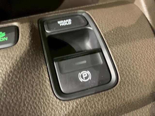 N-WGN Lホンダセンシング シートヒーター ETC Bモニタ 誤発進抑制 アダプティブクルコン ブルートゥースオーディオ 車線逸脱防止 1オナ LEDランプ オートライト オートハイビーム DVD フルセグ 横滑り防止機能(14枚目)