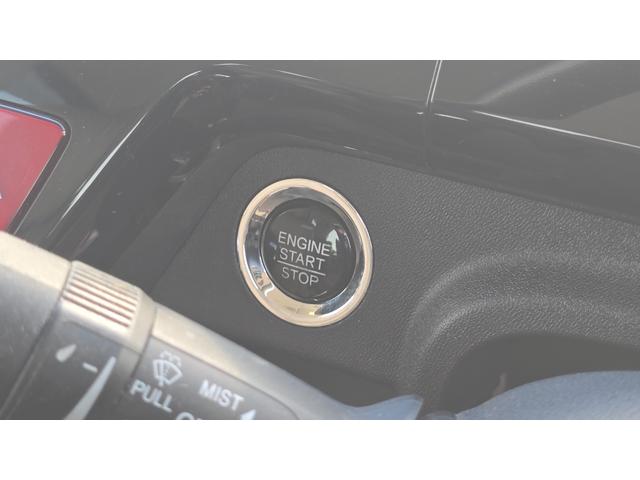 ステップワゴン Ｇ　ＥＴＣ　バックカメラ　ナビ　オートクルーズコントロール　両側電動スライドドア　スマートキー　電動格納ミラー　３列シート　ウォークスルー　ＣＶＴ　ＣＤ　ＵＳＢ　盗難防止システム　衝突安全ボディ　ＡＢＳ（6枚目）