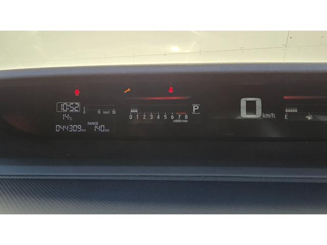 ステップワゴン Ｇ　ＥＴＣ　バックカメラ　ナビ　オートクルーズコントロール　両側電動スライドドア　スマートキー　電動格納ミラー　３列シート　ウォークスルー　ＣＶＴ　ＣＤ　ＵＳＢ　盗難防止システム　衝突安全ボディ　ＡＢＳ（25枚目）