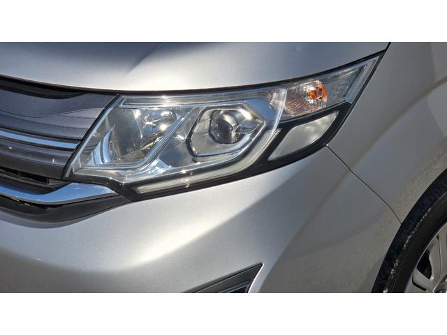 ステップワゴン Ｇ　ＥＴＣ　バックカメラ　ナビ　オートクルーズコントロール　両側電動スライドドア　スマートキー　電動格納ミラー　３列シート　ウォークスルー　ＣＶＴ　ＣＤ　ＵＳＢ　盗難防止システム　衝突安全ボディ　ＡＢＳ（29枚目）