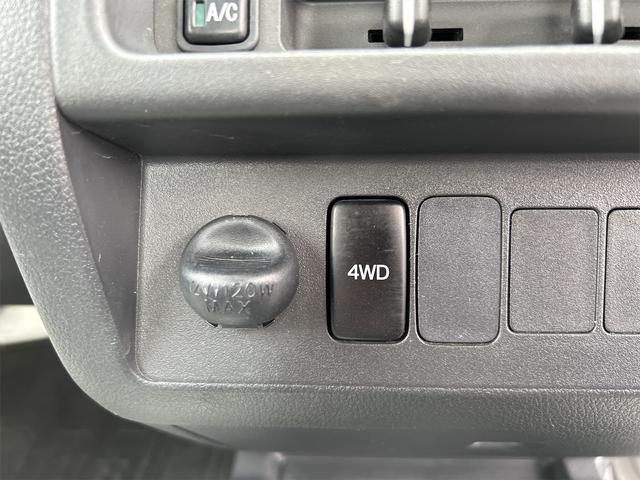 ハイゼットトラック 　４ＷＤ　ＡＴ　エアコン　パワーステアリング　運転席エアバッグ　ＣＤ（13枚目）
