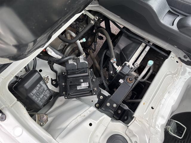 ハイゼットトラック 　４ＷＤ　ＡＴ　エアコン　パワーステアリング　運転席エアバッグ　ＣＤ（35枚目）