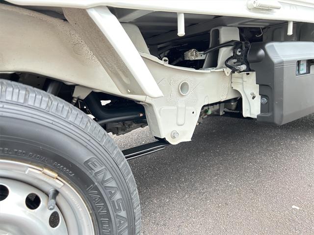ハイゼットトラック 　４ＷＤ　ＡＴ　エアコン　パワーステアリング　運転席エアバッグ　ＣＤ（63枚目）