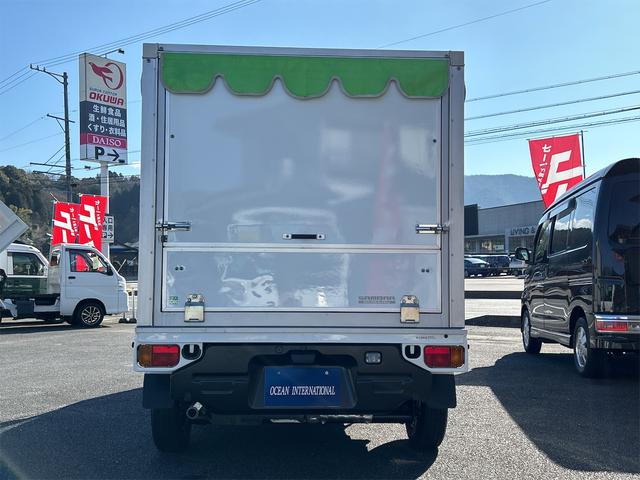 サンバートラック 　軽トラック　ＡＴ　エアコン　パワーステアリング　運転席エアバッグ　移動販売車（6枚目）