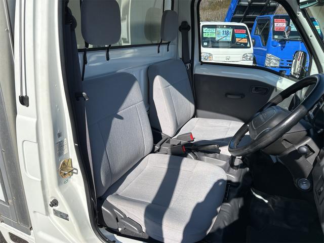 サンバートラック 　軽トラック　ＡＴ　エアコン　パワーステアリング　運転席エアバッグ　移動販売車（9枚目）