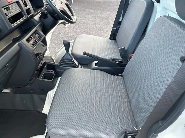 ハイゼットトラック スタンダード　パネルバン　ＭＴ　ドライブレコーダー　エアコン　パワーステアリング　運転席エアバッグ（30枚目）