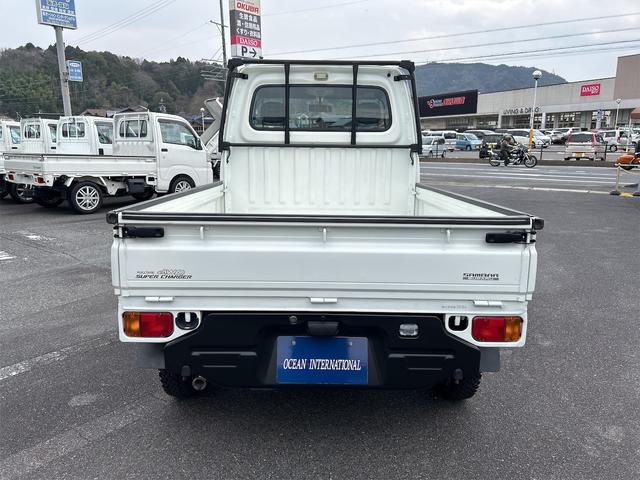 　４ＷＤ　軽トラック　ＡＴ　アルミホイール　エアコン　パワーステアリング　運転席エアバッグ(5枚目)