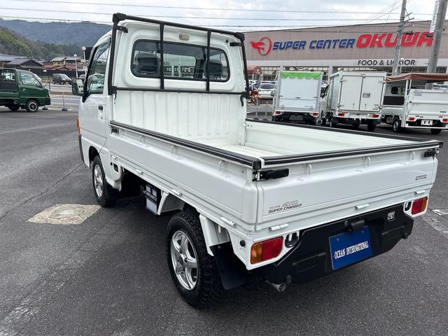 サンバートラック 　４ＷＤ　軽トラック　ＡＴ　アルミホイール　エアコン　パワーステアリング　運転席エアバッグ（7枚目）