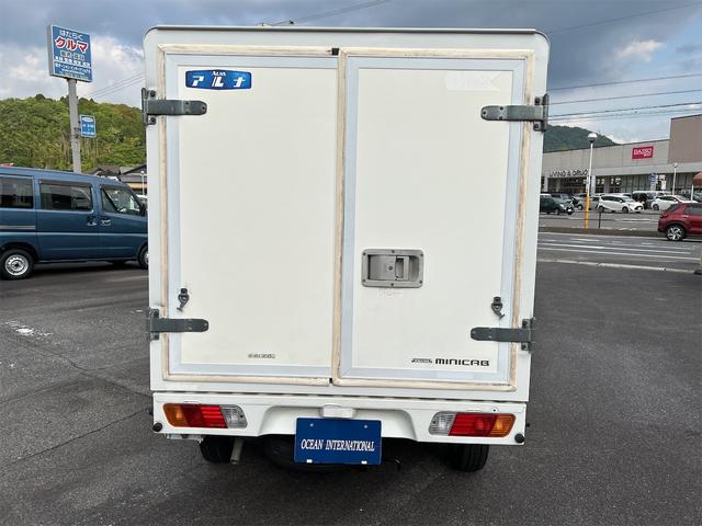 ミニキャブトラック 　軽トラック　ＭＴ　エアコン　冷蔵冷凍車（6枚目）