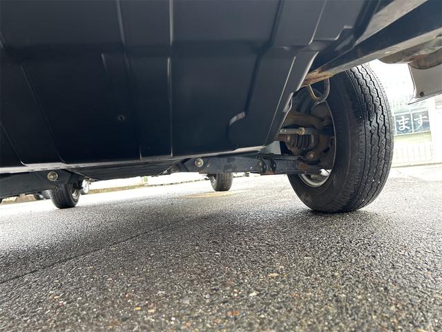 サンバートラック ＴＢ　４ＷＤ　軽トラック　ＭＴ　ナビ　エアコン　運転席エアバッグ（57枚目）