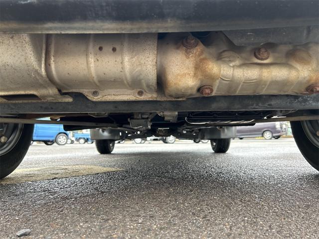 サンバートラック ＴＢ　４ＷＤ　軽トラック　ＭＴ　ナビ　エアコン　運転席エアバッグ（59枚目）