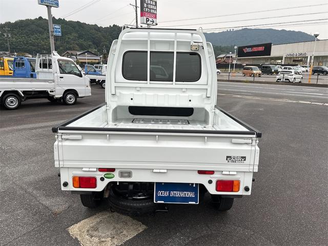 スーパーキャリイ Ｘ　４ＷＤ　軽トラック　ＭＴ　ナビ　キーレスエントリー　エアコン　パワーステアリング　パワーウィンドウ　運転席エアバッグ　助手席エアバッグ（6枚目）